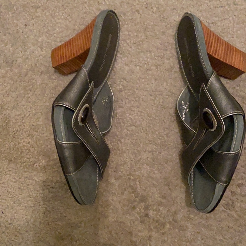 Heeled Shoe